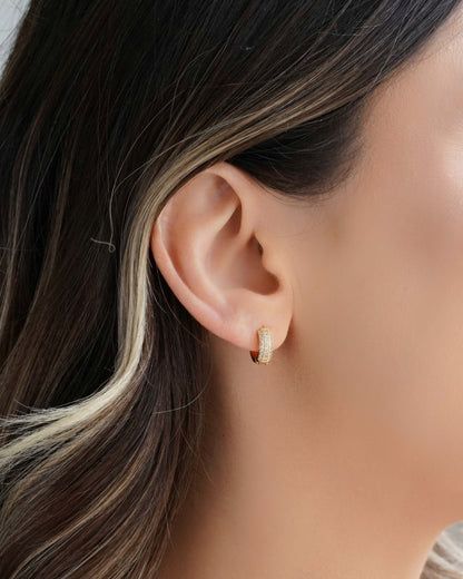 Brinco Argola Cravejada Click