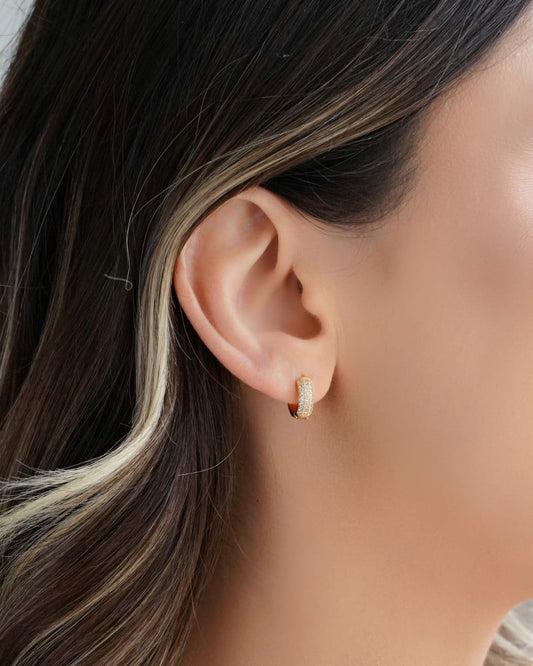 Brinco Argola Cravejada Click