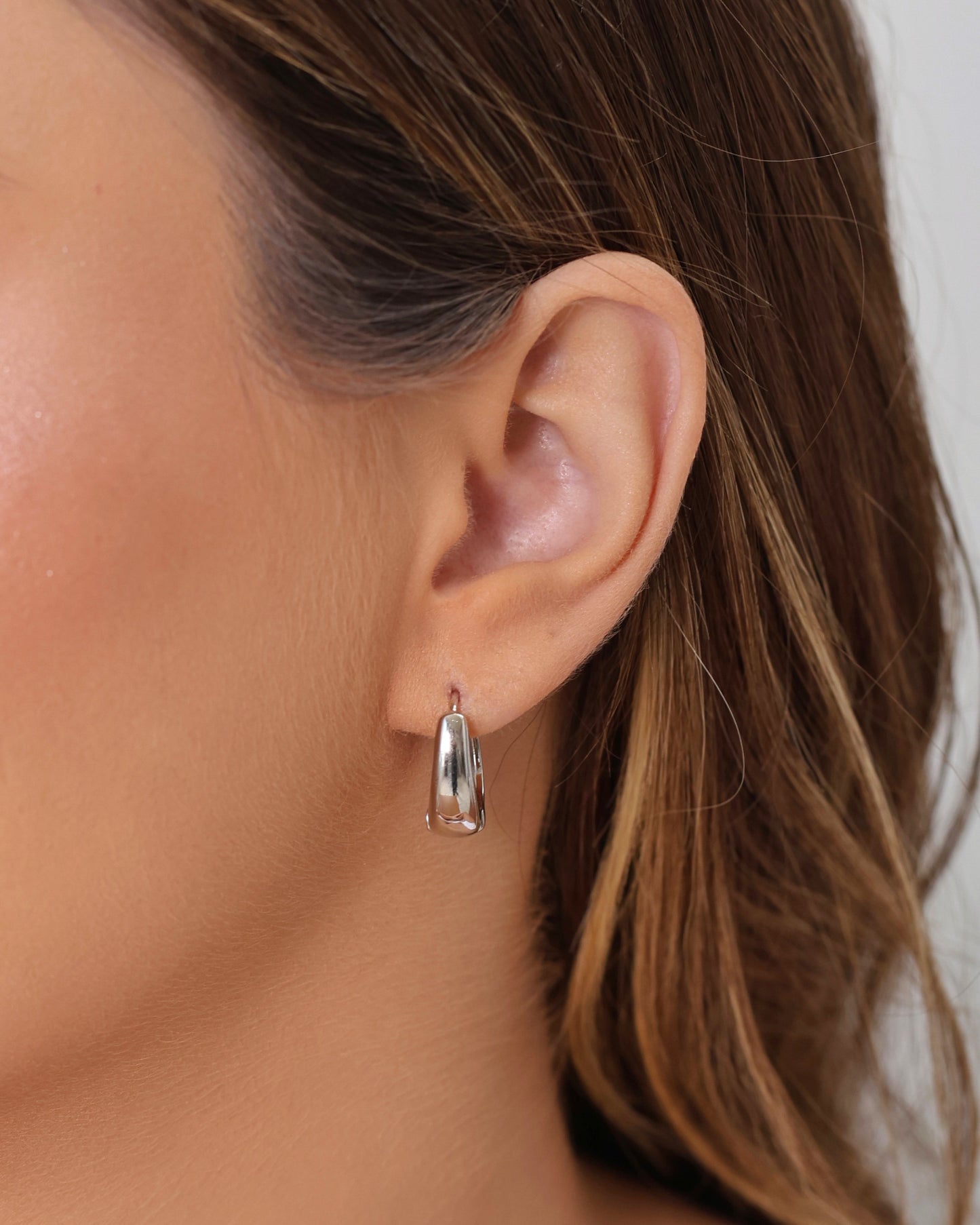 Brinco Argola Click Oval Liso