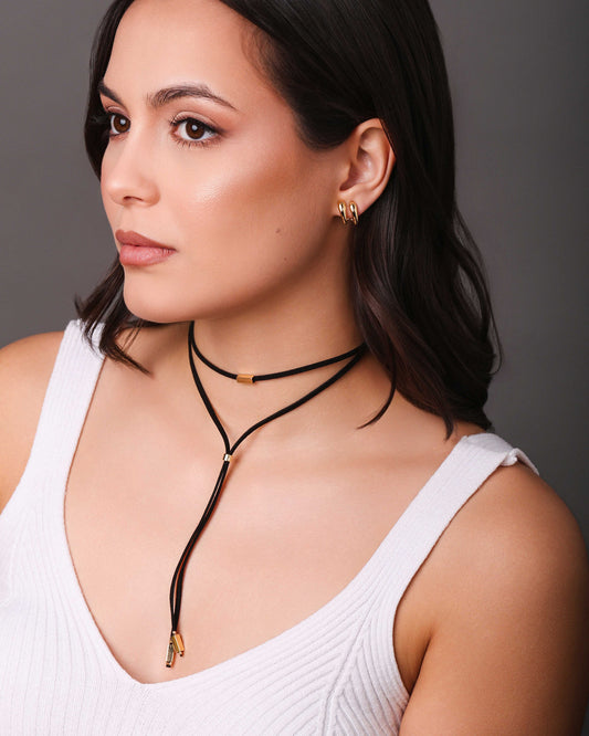 Fio Gravata Dupla Camurça Preta