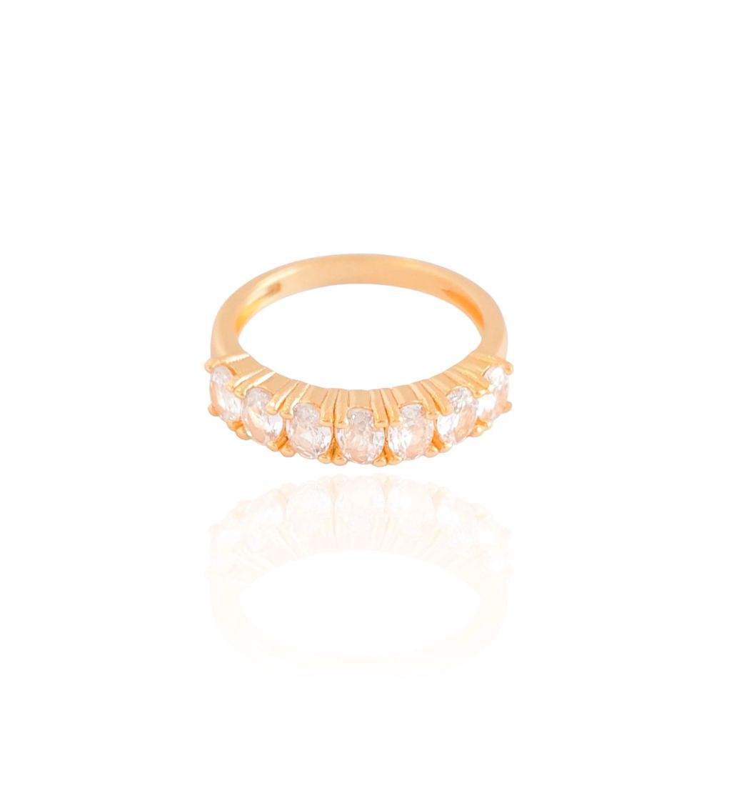 Anel Cravejado Oval Cristal Tamanho 15 Banhado a Ouro 18K